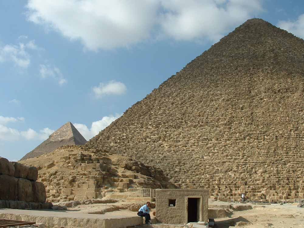 042 - Pyramids of Khufu & Khephren - Giza