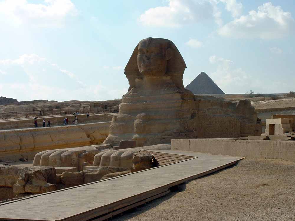 080 - Sphinx & Pyramid of Menkaure - Giza