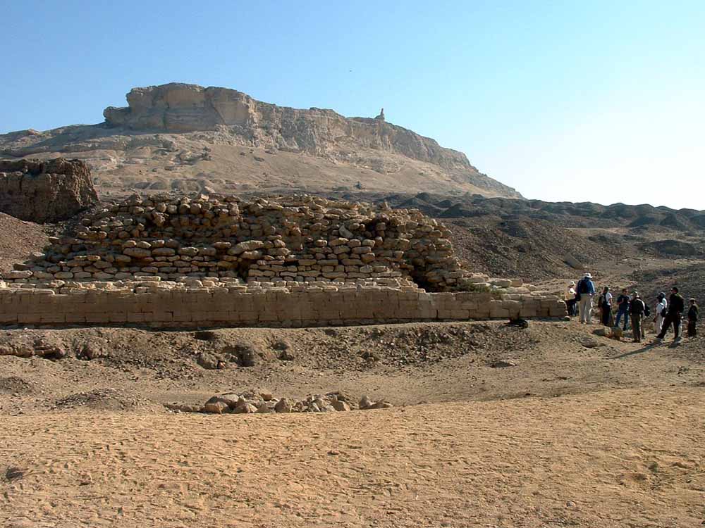 159 - Pyramid of King Huni 3rd Dynasty - Hebenu