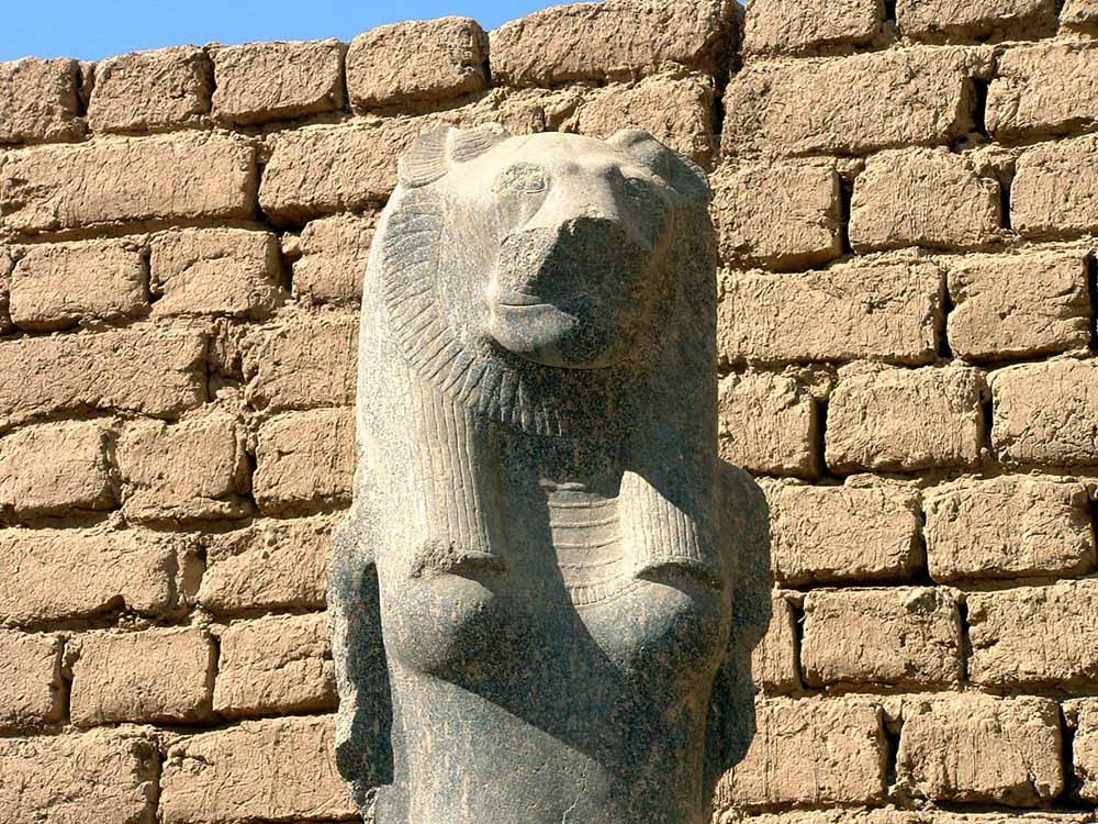 411 - Statue of Sekmet Open Air Museum - Karnak