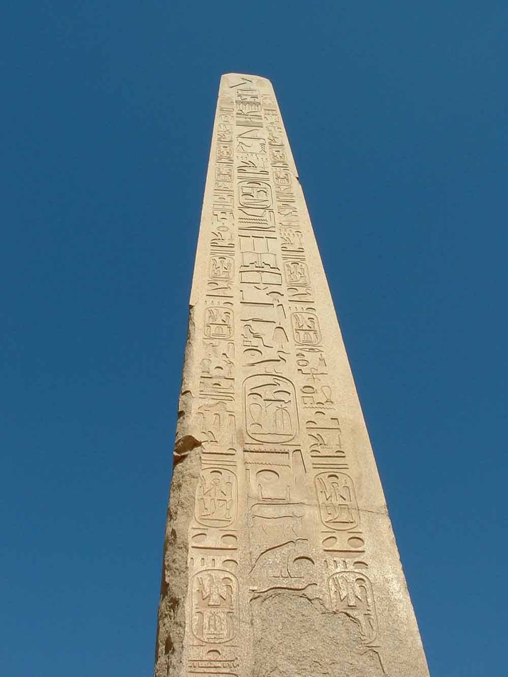 417 - Hatshepsuts Obelisk - Karnak