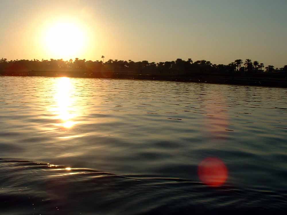 643 - Sunset on the Nile - Luxor