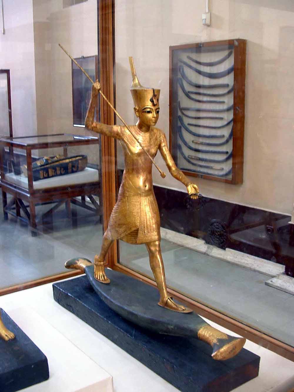 741 - King Tutankhamun as Harpooner - Egyptian Museum