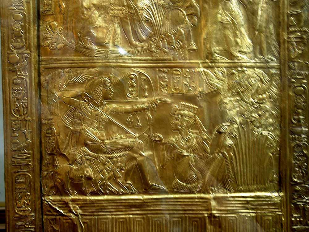 749 - Gilded Shrine of Tutankhamun - Egyptian Museum